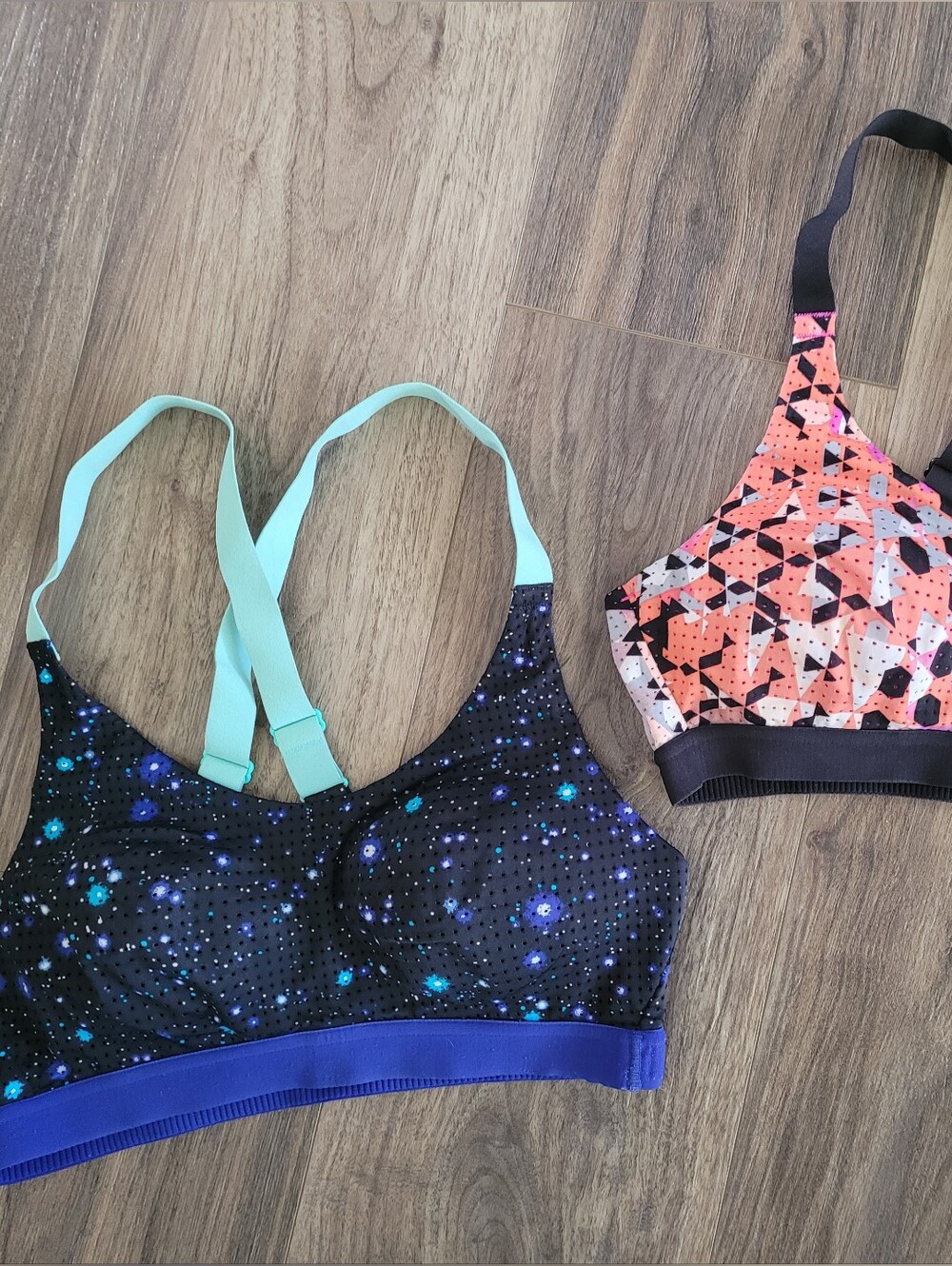 Victoria Secret 32B Galaxy Print Sports Bra + Pink Geometric Sports Bra Set